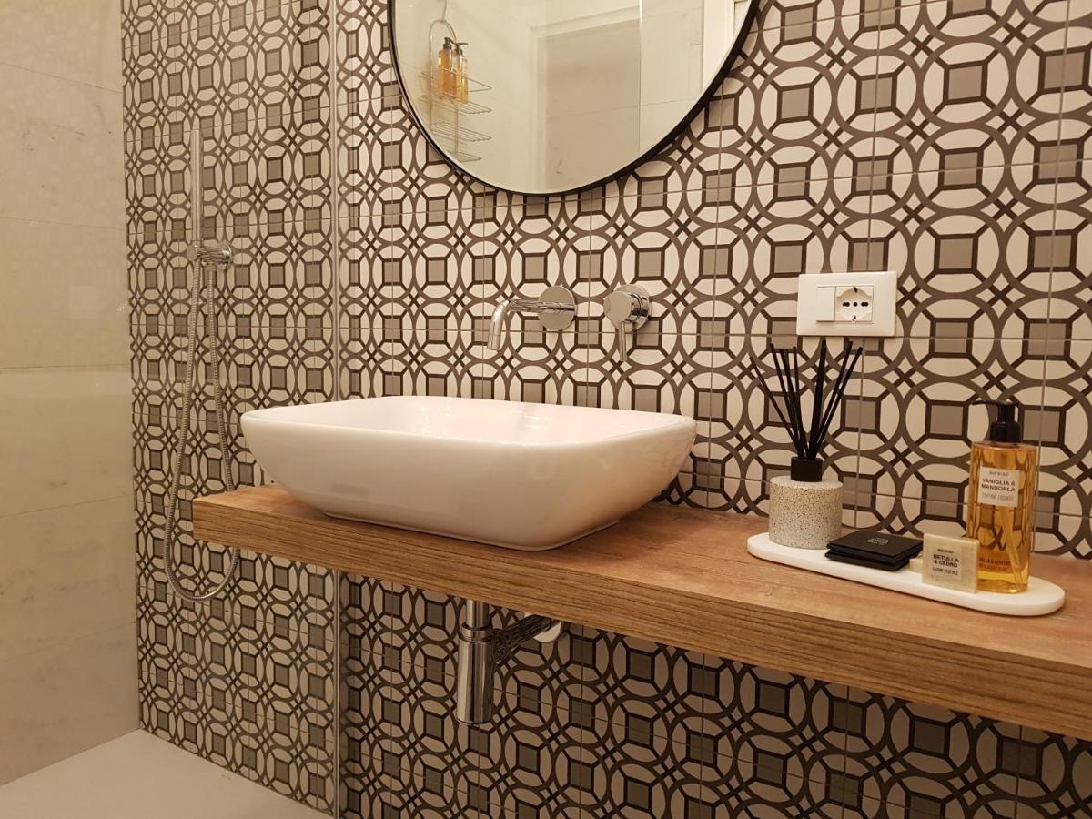 Sphera Bologna, Design Suite Under The Two Towers エクステリア 写真