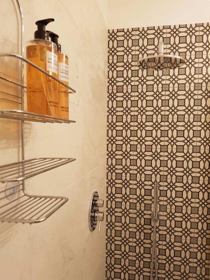 Sphera Bologna, Design Suite Under The Two Towers エクステリア 写真