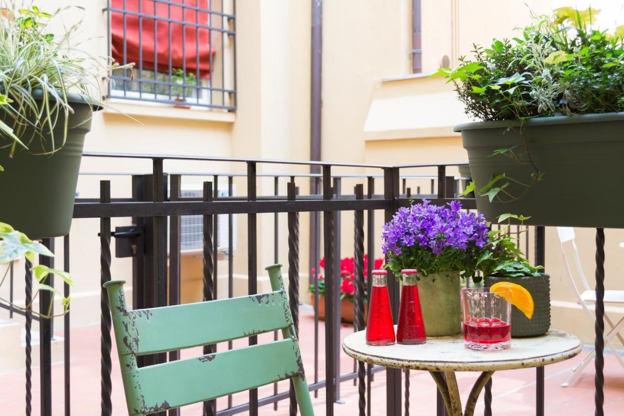 Sphera Bologna, Design Suite Under The Two Towers エクステリア 写真