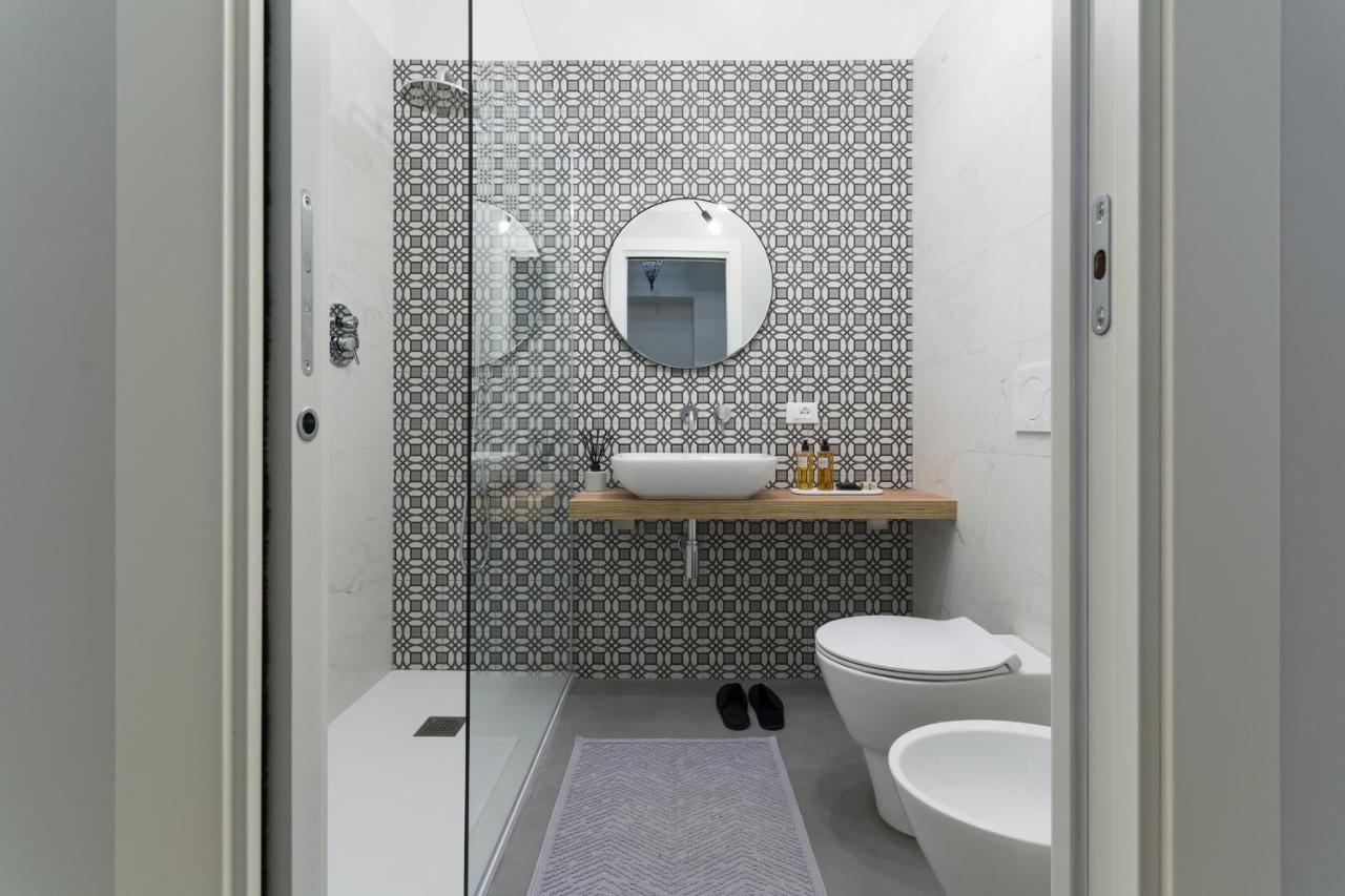 Sphera Bologna, Design Suite Under The Two Towers エクステリア 写真